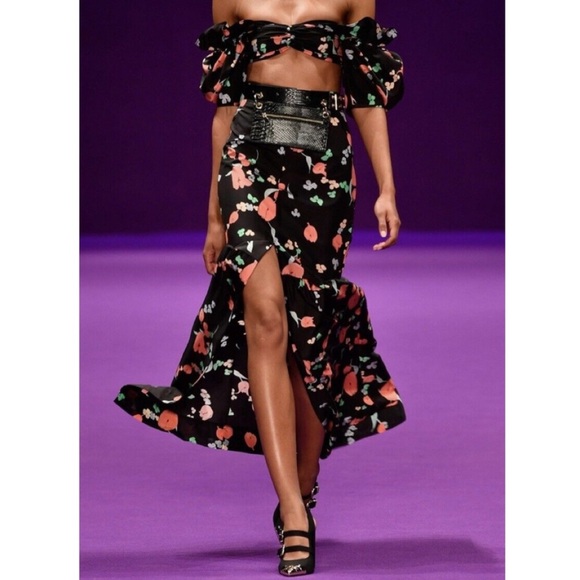 Alice McCall Dresses & Skirts - Alice McCall Womens Move Over Black
Floral Print Hi-Low Maxi Skirt